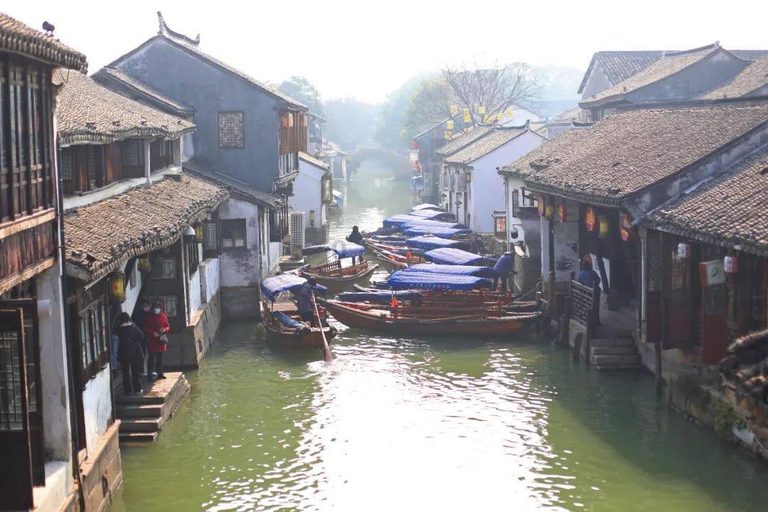 沙漠废墟逃离